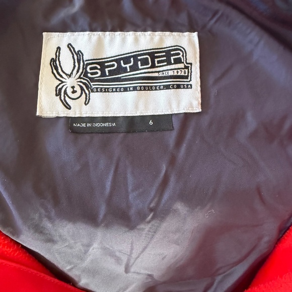 Kids Spyder ski jacket and bib Size 6, Unisex - Picture 8 of 14
